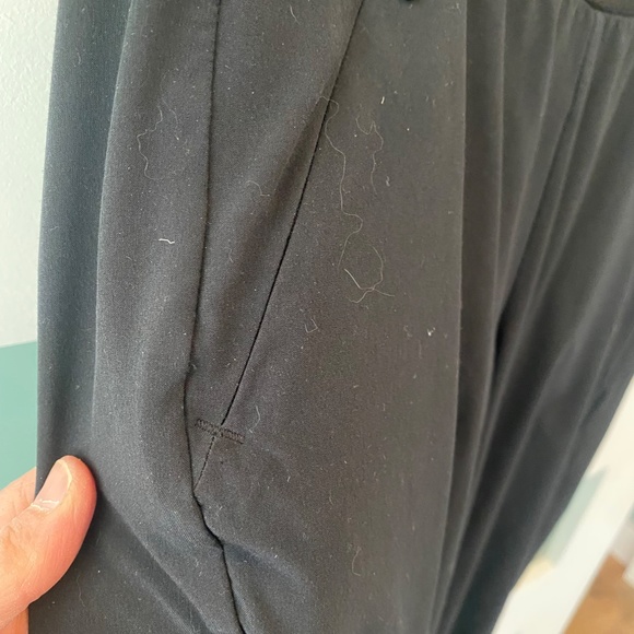 Athleta Soho Jogger - Black, sz 6 - Picture 5 of 14